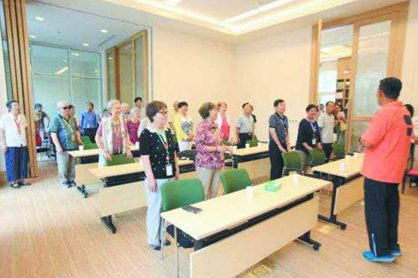 ����һ�w�C(j��)�Ɍ��F(xi��n)��N�����w�C�z�y