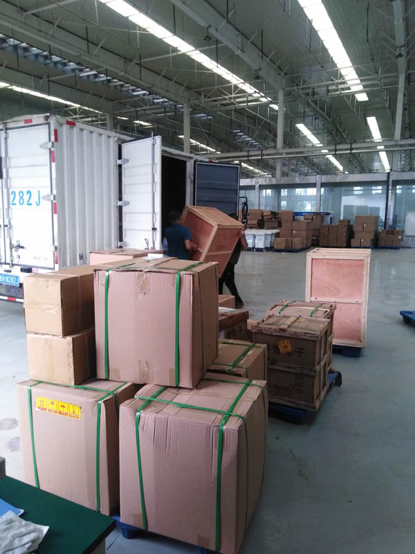 ����һ�w�C�����R�eģ�K�t����е���g